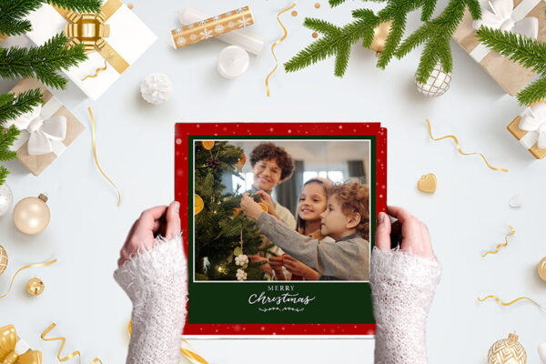 prosopopoiimeno xristougenniatiko album Προσωποποιημένο Χριστουγεννιάτικο Album MyAlbum